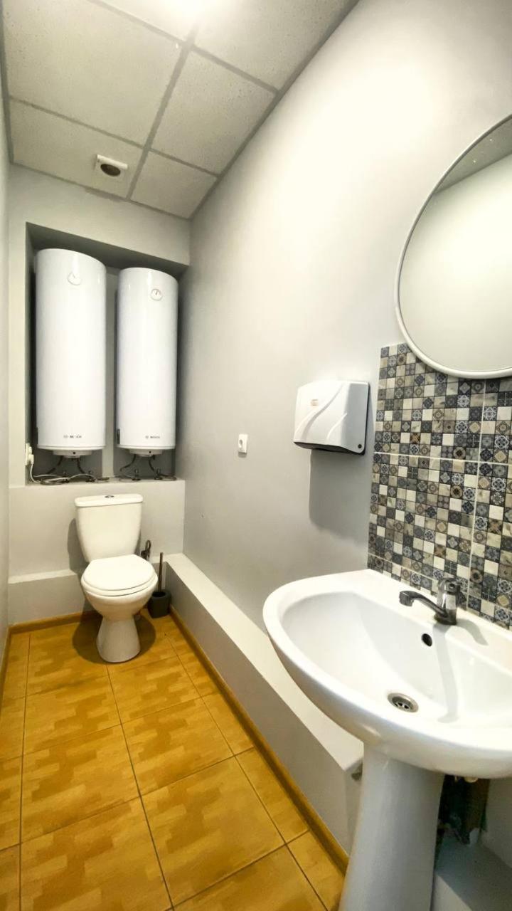 Uneed Rooms M1 基輔 外观 照片